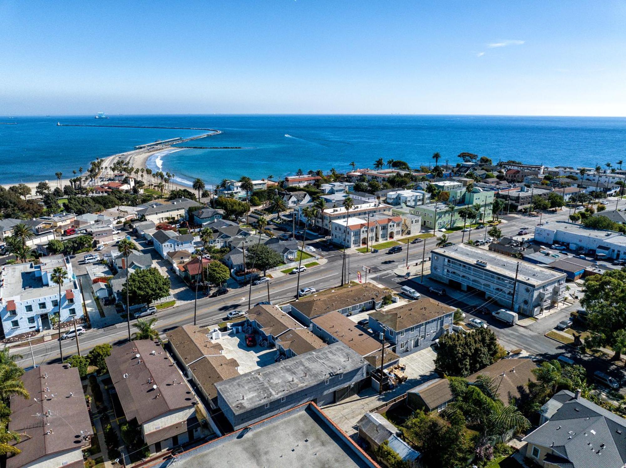 Pacific And Locanda